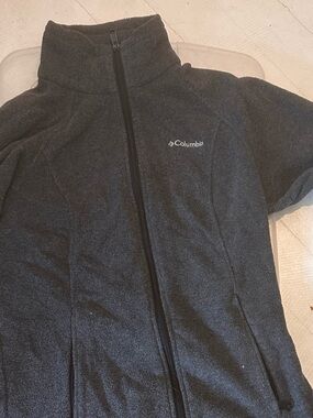 Columbia Gray Fleece Jacket with Blue Trim